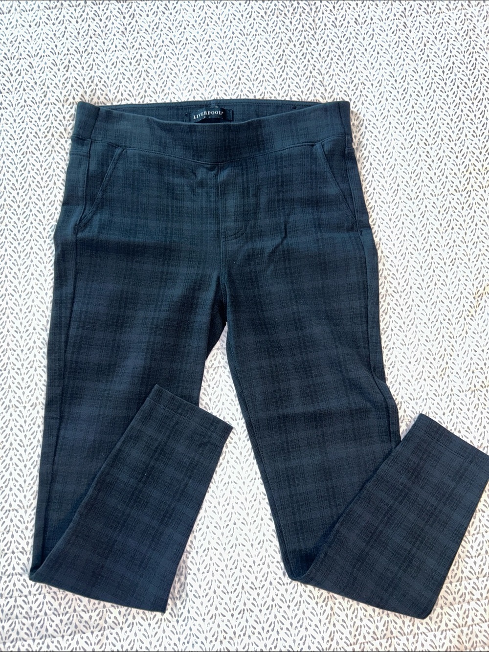 Liverpool Navy Plaid Petite Dress Pants